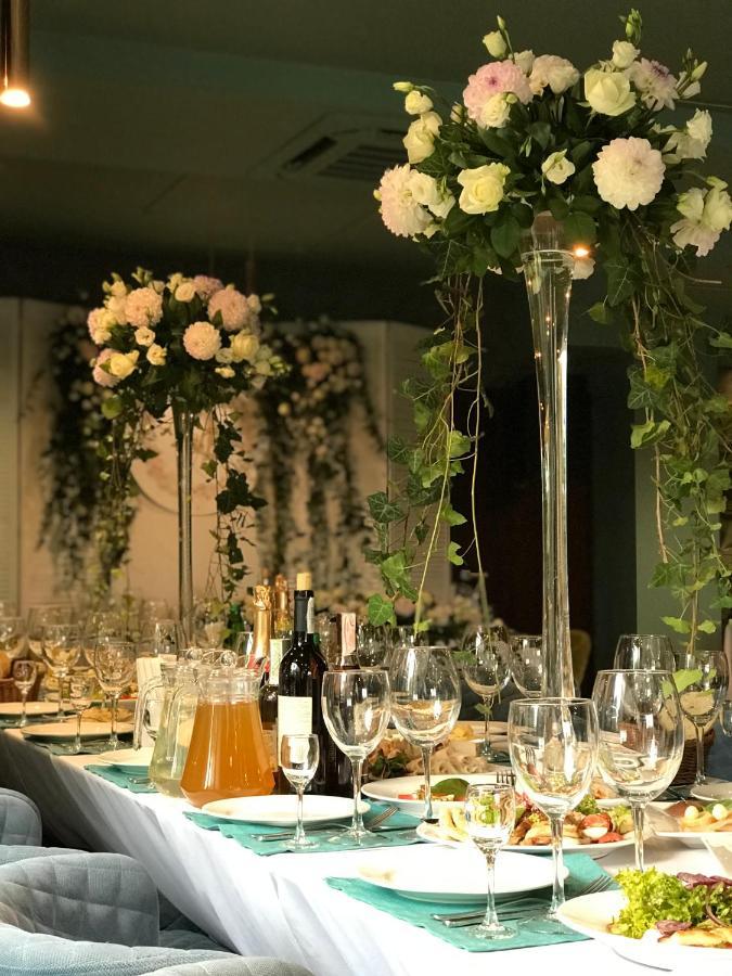Zagorod Hotel Girka Polonka Bagian luar foto