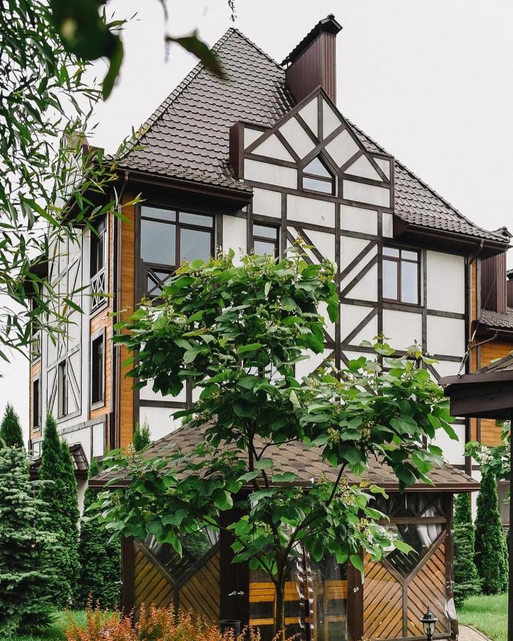 Zagorod Hotel Girka Polonka Bagian luar foto