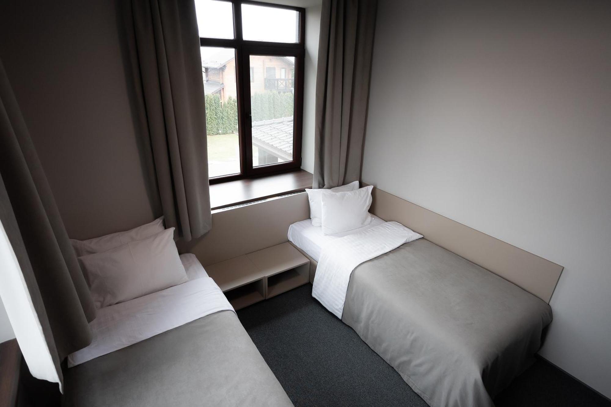 Zagorod Hotel Girka Polonka Bagian luar foto